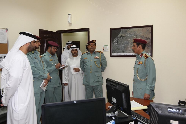 نائب قائد عــام شرطـــة عجمـــان يتفقــد إدارة التحريات والمباحث الجنائية