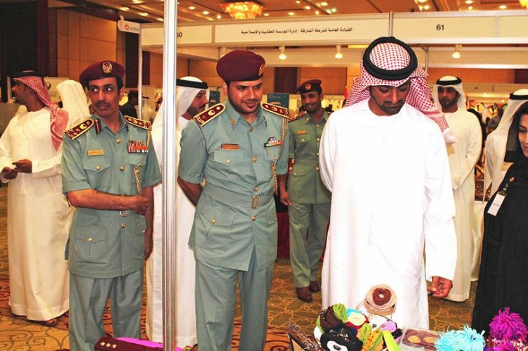 شرطة عجمان تشارك في معرض بدايات