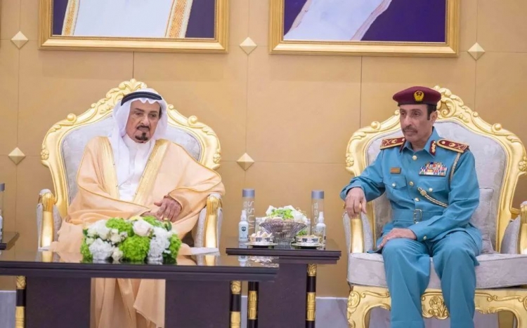 حاكم عجمان يستقبل وفد شرطة عجمان للتهنئة بعيد الاضحى