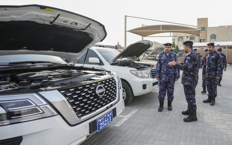 نائب قائد عام شرطة عجمان يشيد بتميز الأداء في قسم مسرح الجريمة ومركز شرطة الصناعية