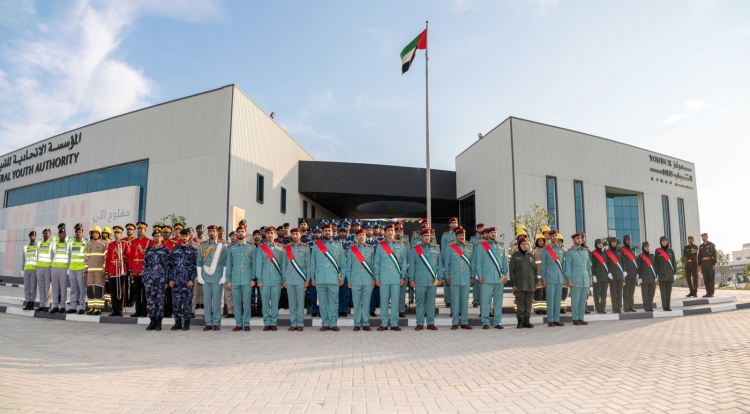 شرطة عجمان تنظم مسيرة وطنية احتفالا بعيد الاتحاد 51
