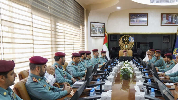شرطة عجمان تستعرض المبادرات والمشاريع المستقبلية لعام 2026