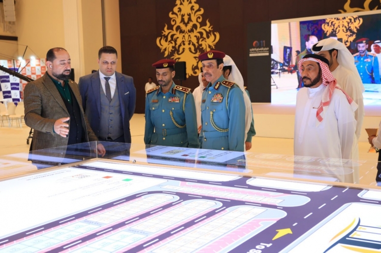 قائد عام شرطة عجمان يزور معرض الراسخون العقاري