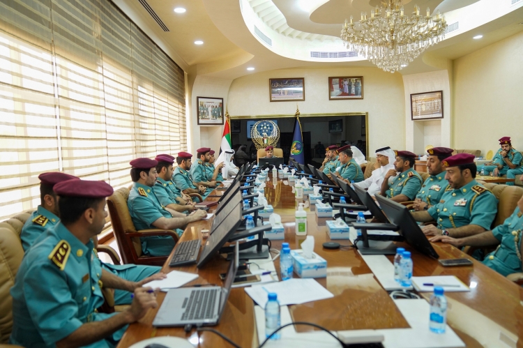 اللجنة العليا الدائمة بشرطة عجمان تناقش تعزيز جودة العمل الشرطي ورضا المتعاملين