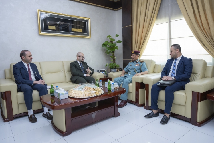 شرطة عجمان والمستشفى السعودي الألماني بعجمان يناقشان سبل تعزيز التعاون المشترك