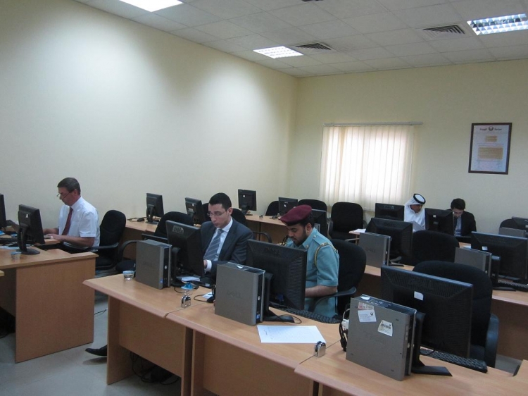 شرطة عجمان تعقد ورشة عمل  لتعبئة تقارير المبادرات