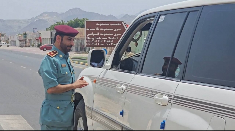 مركز شرطة مصفوت الشامل يواصل تقديم فعاليات حملة &quot;صيف بلا حوادث&quot;