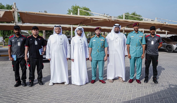شرطة عجمان تطلق حملة مجانية لفحص الإطارات بالتعاون مع هيئة النقل لتعزيز السلامة المرورية
