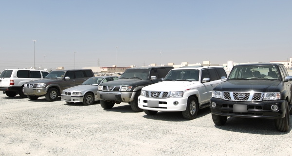 شرطة عجمان تضبط مركبات مزودة بأجهزة السرعة