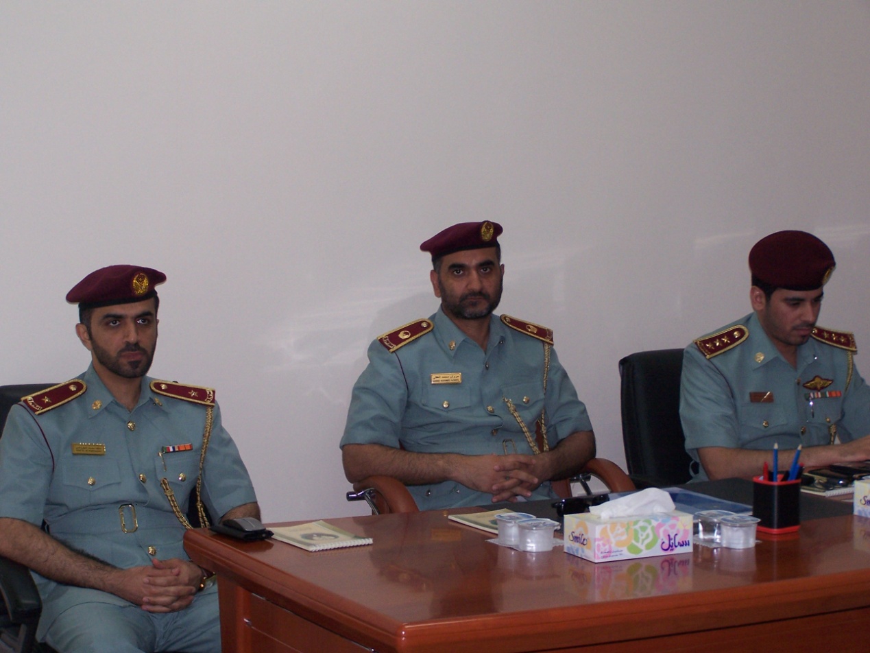 محاضرة تثقيفية حول الإستراتيجيــة لموظفي مركز شرطة المنامة