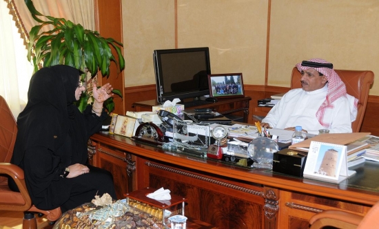 قائد عام شرطة عجمان يستقبل رئيسة جمعية الشرطة النسائية