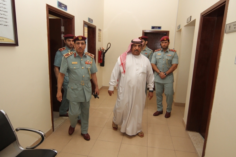 قائد عام شرطة عجمان يتفقد مركــز شرطــــة مصفـوت الشامل ومركز شرطة مزيرع