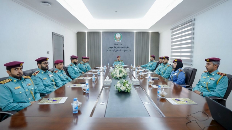 قائد عام شرطة عجمان يشيد بالدور المجتمعي للمؤسسة العقابية والإصلاحية في دعم وتأهيل النزلاء