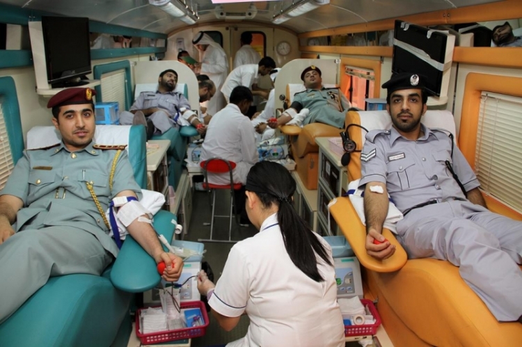 شرطة عجمان تنظم حملة للتبرع بالدم لصالح مرضى الثلاسيميا