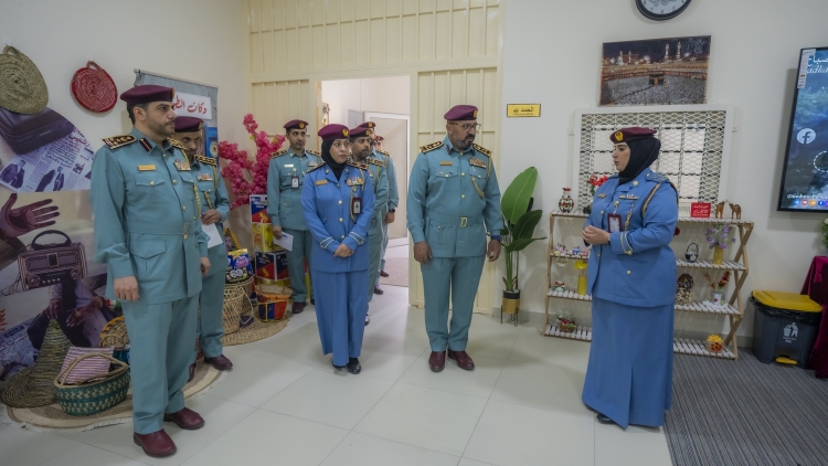 مدير عام العمليات الشرطية يشيد بتميز المبادرات التطويرية في إدارة المؤسسة العقابية والإصلاحية في عجمان
