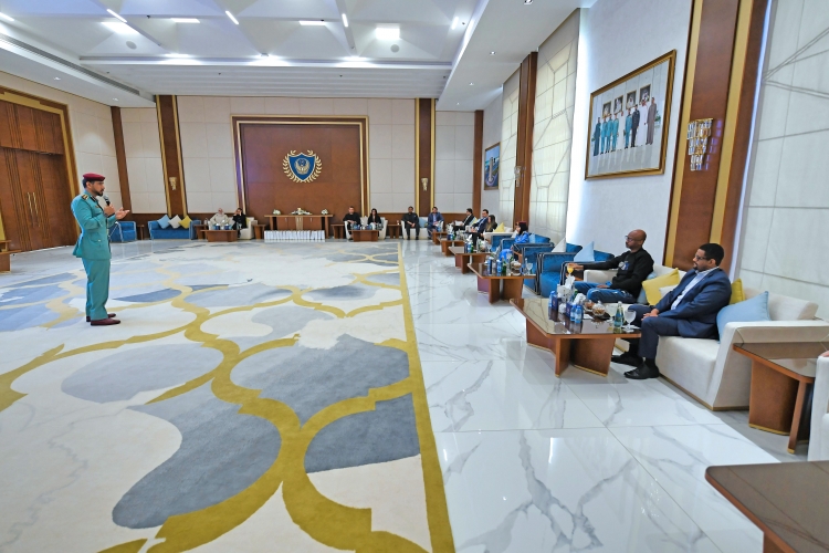شرطة عجمان تنظم ملتقى القطاع الفندقي لتعزيز رحلة السائح في عجمان