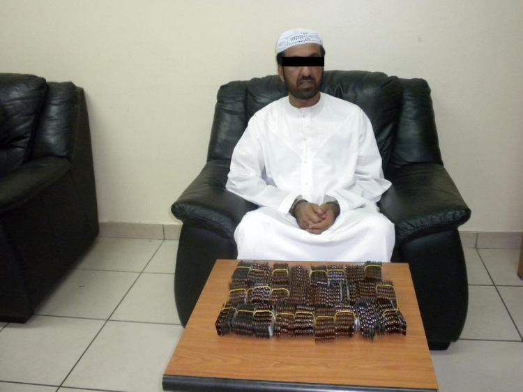 شرطة عجمان تلقي القبض على أحد كبار مروجي المخدرات