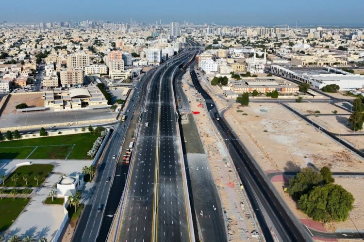 افتتاح جزئي لمشروع جسر الحميدية على شارع الشيخ زايد في عجمان