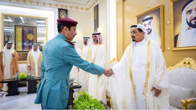 حاكم عجمان يستقبل وفد شرطة عجمان بمناسبة عيد الفطر السعيد