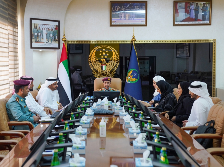 اللجنة العليا للبيانات بإمارة عجمان تناقش مسودة سياسة البيانات في الإمارة