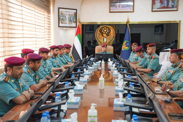 اللجنة العليا الدائمة بشرطة عجمان تتابع نتائج مراكز الشرطة الشاملة وفرق العمل خلال النصف الأول من عام 2023