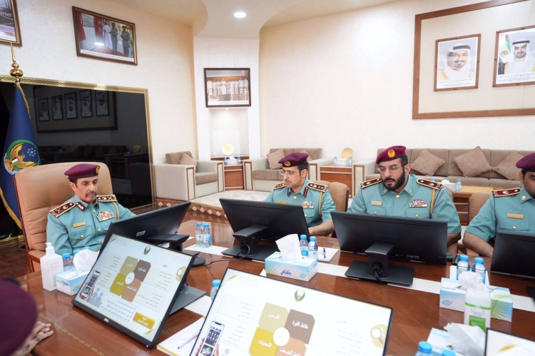 اللواء سلطان النعيمي يشيد بالتحول الذكي وتوظيف الذكاء الاصطناعي في إدارة التحريات والمباحث الجنائية