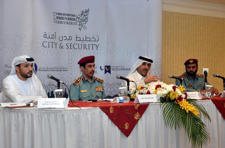 نائب قائد عام الشرطة يشارك في المؤتمر الصحفي الذي نظمته بلدية عجمان للإعلان عن فعاليات مؤتمر التخطيط العمراني