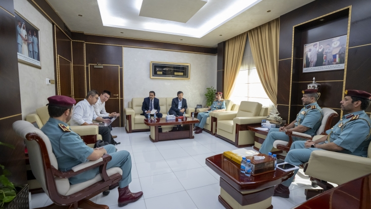 اللواء الشيخ سلطان النعيمي يبحث سبل التعاون مع شركة &quot;هيكفيجن&quot; في مجال المدن الذكية